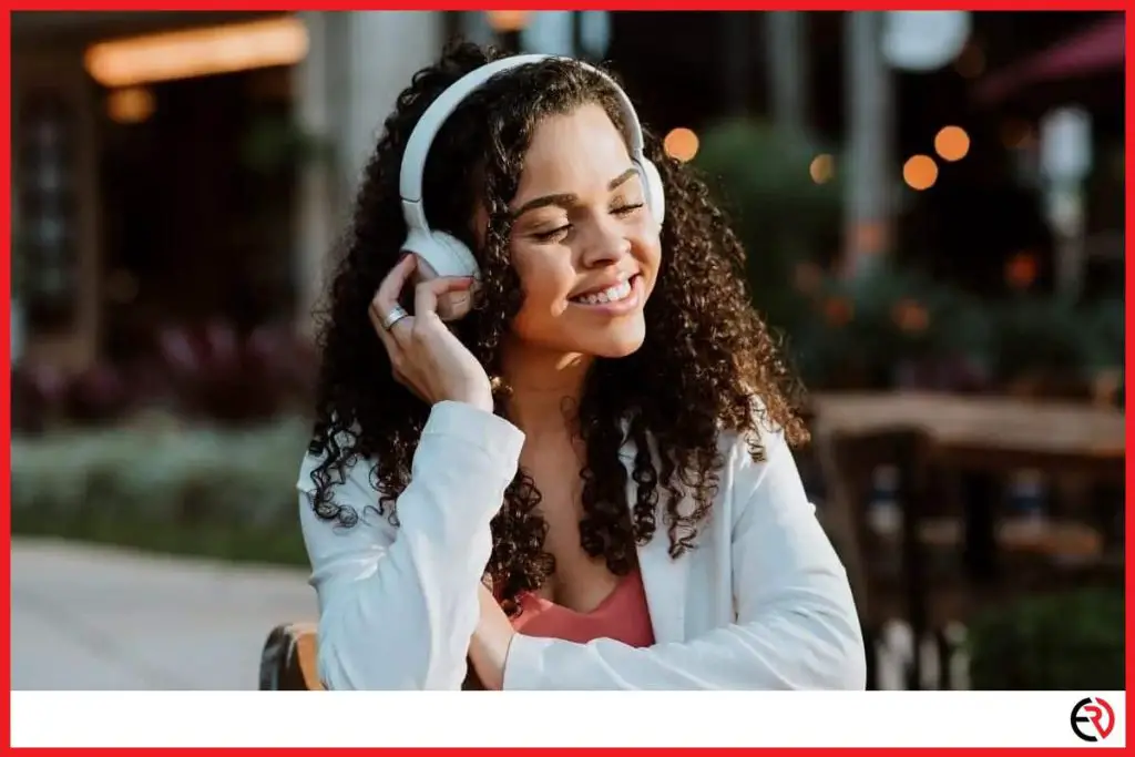 How to Prevent Bluetooth Devices From Automatically Connecting Ear