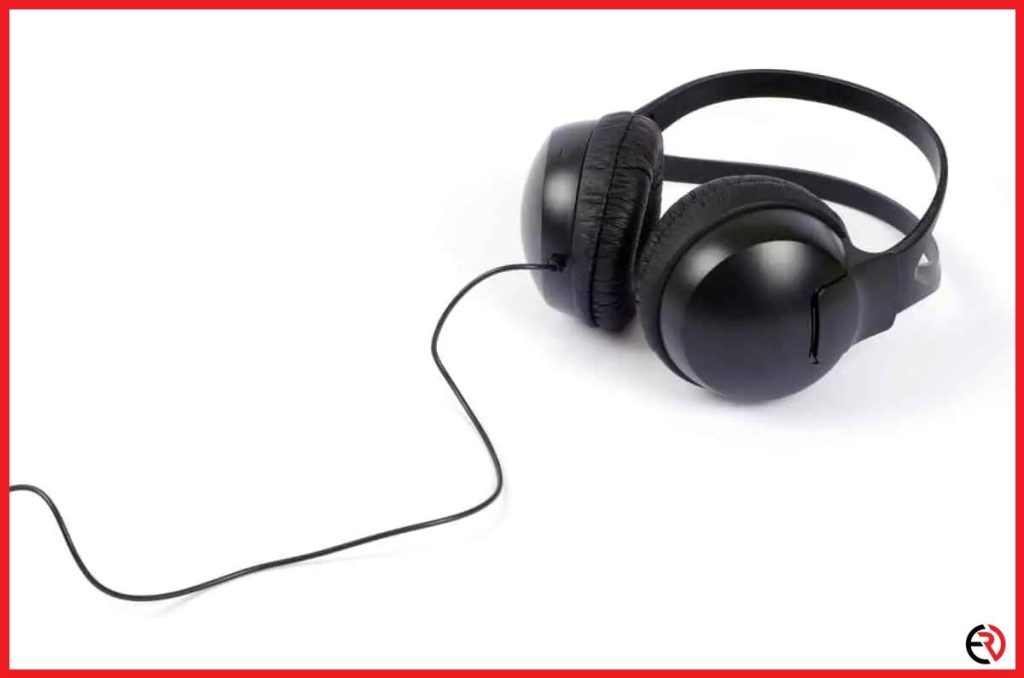 Do Headphone Cables Affect Sound Quality? (What the science says) Ear